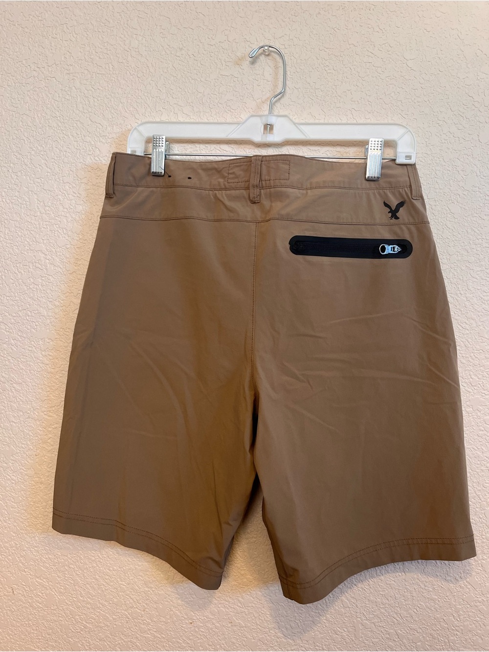 American Eagle Outfitters Men’s Flat Front Active Shorts - Picture 8 of 10